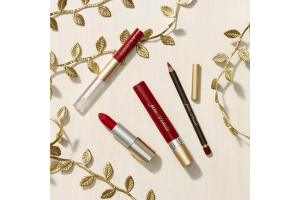 The Best Red Lipstick Looks for the Holidays